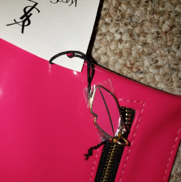 Pink YSL cosmetic/travel bag - Picture 5 of 6